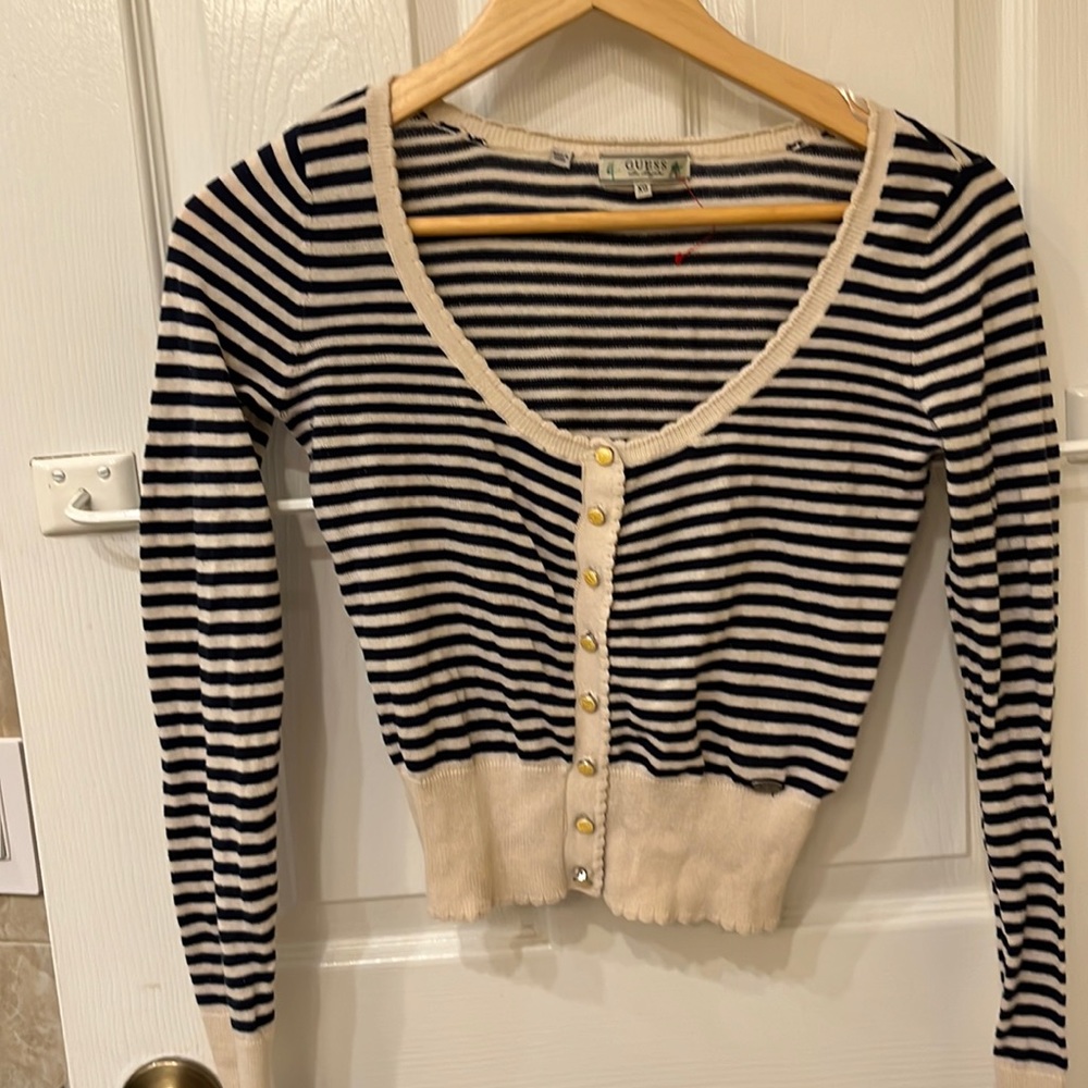Crop sweater